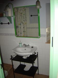 Koupelna v ubytování Cortijo Don Rodrigo