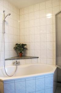 Koupelna v ubytování Hotel Beuss