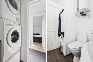 a bathroom with a washing machine and a bathroom with a toilet at S746-Stroby-Ladeplads-Lovsangervej-6 in Strøby Ladeplads +16 photos