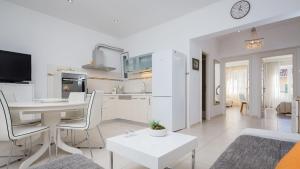 Kuchyň nebo kuchyňský kout v ubytování Apartment Vuko