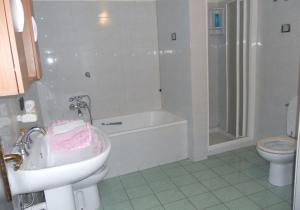 Kúpeľňa v ubytovaní St. George Apartment