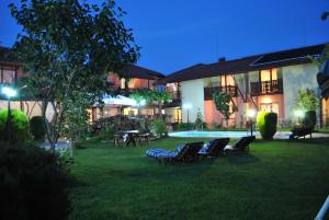 Gallery image of Family hotel Gradina in Ognyanovo