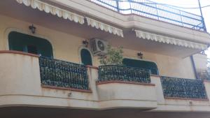 A balcony or terrace at La casa di Marilena