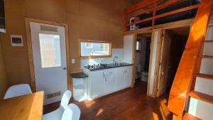 Køkken eller tekøkken på Tiny House con Tinaja Solar