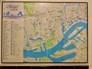a map of the city of singapore at Bed and Breakfast Rotterdam in Rotterdam