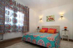 Postel nebo postele na pokoji v ubytování ARENDA Villa Camila Pino Alto + 37 fotografií