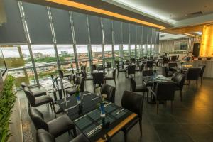 مطعم أو مكان آخر لتناول الطعام في Hotel Labuan Point