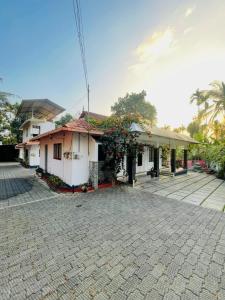 Gallery image of Edakkal Pool Villa in Ambalavayal