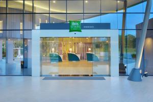 Fuajee või vastuvõtt majutusasutuses Ibis Styles Bogor Raya