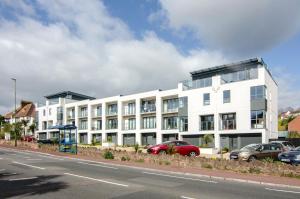 Gallery image of BEACHES - South Sands beach house in Torquay