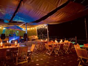 Gambar di galeri bagi HOTEL EXTASIS ZIPOLITE nudista en zona de fiesta di Zipolite