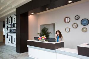 Гости South Shore Harbour Resort and Conference Center