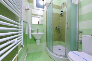 A bathroom at Hotel Dragović Smederevo