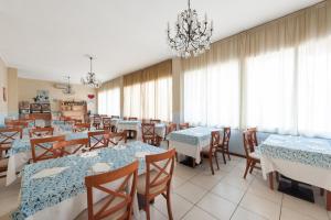 Gallery image of Regina Hotel e Ristorante in Punta Marina