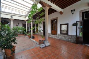 Fotografie z fotogalerie ubytování Howard Johnson by Wyndham Morelia Calle Real v destinaci Morelia