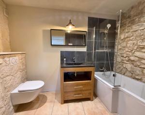 Gallery image of La Belugue in Beaumont-de-Pertuis +47 photos
