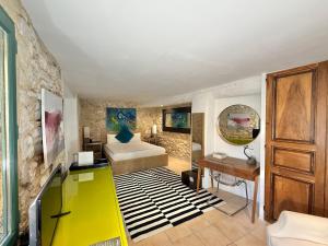 Gallery image of La Belugue in Beaumont-de-Pertuis