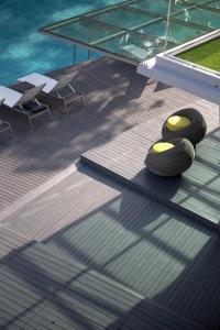 Bazén v ubytování Veranda Pool Villas & Suite nebo v jeho okolí