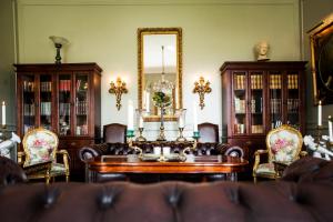 Posezení v ubytování Store Restrup Manor House