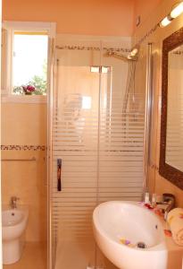Ein Badezimmer in der Unterkunft Tenuta Paifer