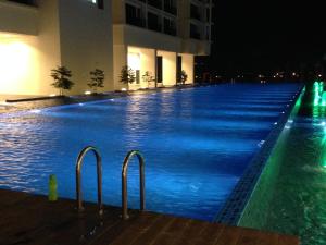 Gallery image of Warm Stay at Trefoil in Setia Alam