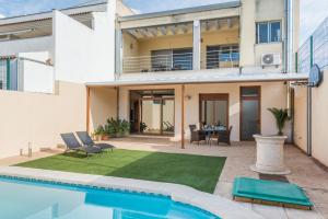 Villa con piscina y casa en Cas Peix, en Sa Pobla