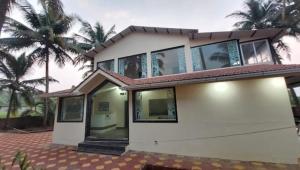 Gallery image of Hotel sushegat Asgoli in Guhagar