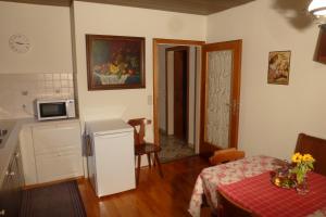 Kuchyň nebo kuchyňský kout v ubytování Apartment Heidelinde