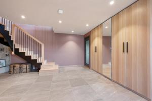 Gallery image of Seafront Villa with Balcony and Panoramic Views in Veland
