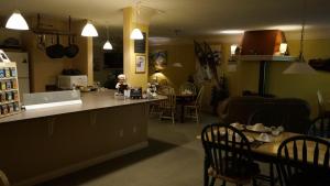 Gallery image of The Inn at the Ninth Hole Bed & Breakfast in Salmon Arm