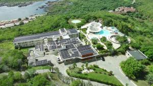 an aerial view of a resort with a swimming pool at Xingó Parque Hotel in Canindé de São Francisco