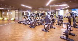 Fitness centrum a/nebo fitness zařízení v ubytování Fodele Beach Water Park Resort