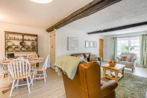 a living room with a couch and a table at 2 Bed in Brough oc-c31900 in Brough