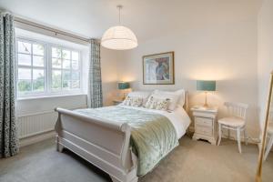 a bedroom with a bed and a window at 2 Bed in Brough oc-c31900 in Brough