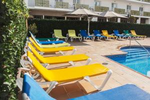 Бассейн в Hotel Santa Anna или поблизости
