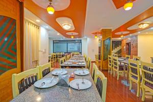 Gallery image of The Byke Boutique Sun Hotel - Pan India Pure Veg Hotel Chain in Haridwār +21 photos