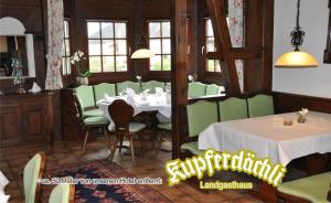 Posezení v ubytování Hotel-Pension-Jasmin