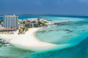 an aerial view of a resort on a beach at h78 Guraidhoo in Guraidhoo