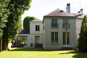 Photo de la galerie de l'établissement Villa Castoria, à Saint-Germain-en-Laye