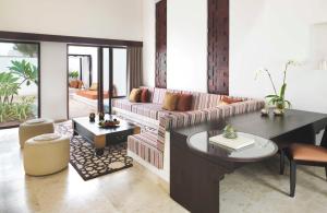 Istumisnurk majutusasutuses Al Baleed Resort Salalah by Anantara