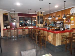 Lounge nebo bar v ubytování Hotel Alfageme