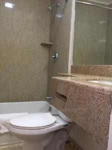 Koupelna v ubytování Budget Inn Plainview