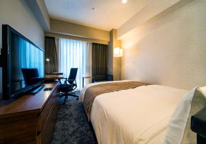TV a/nebo společenská místnost v ubytování Daiwa Roynet Hotel Nagoya Taiko dori Side