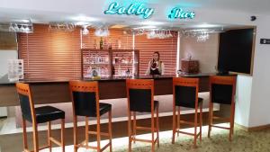 TV a/nebo společenská místnost v ubytování Grand Denizli Hotel