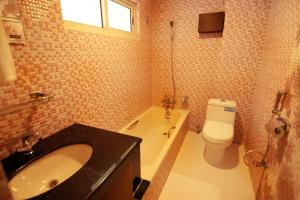 My Hotel Pvt Ltd tesisinde bir banyo