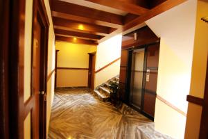 My Hotel Pvt Ltd tesisinde bir oturma alanı