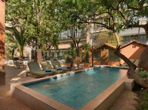 Bazén v ubytování H10 Casa Mimosa 4* Sup nebo v jeho okolí