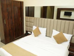 Gallery image of Hotel Sapphire Inn in Ulhāsnagar +16 photos