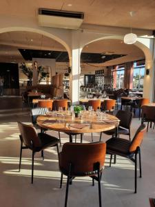 Un restaurant sau alt loc unde se poate mânca la Cit'Hotel Escatel
