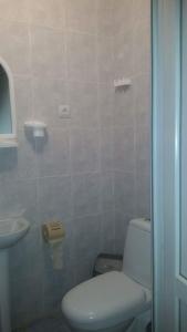 Bilik mandi di Archil and Nino Gigauri Guest House